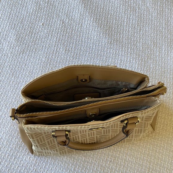 Anne Klein Engraved Lion Logo Gold-Tone Zippered Clutch - Picture 4 of 9